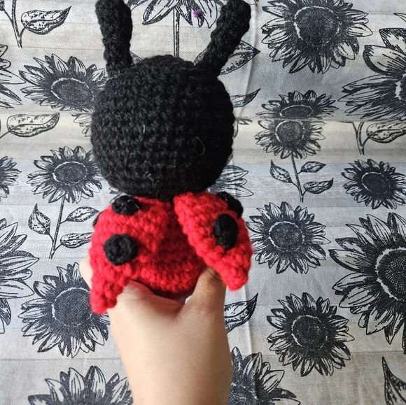 Crochet Lady Bug Amigurumi Plushie - Picture 10 of 16
